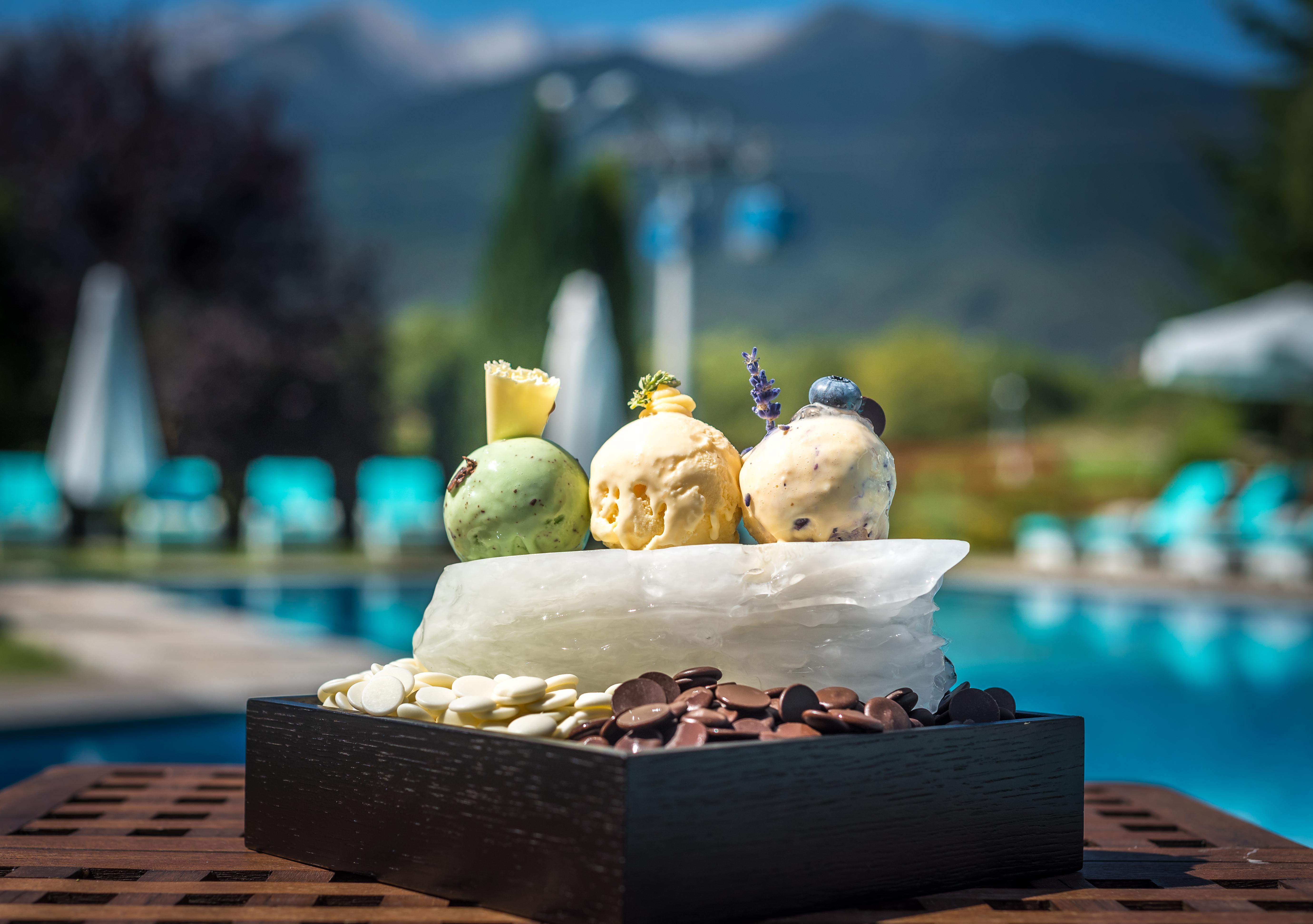 Kempinski Hotel Grand Arena Bansko Ngoại thất bức ảnh Ice cream